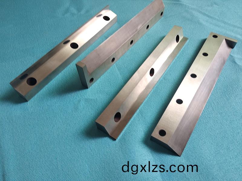 隔(ge)膜切(qie)刀(dao)，雙切(qie)刀，鋰(li)電(dian)池(chi)切刀
